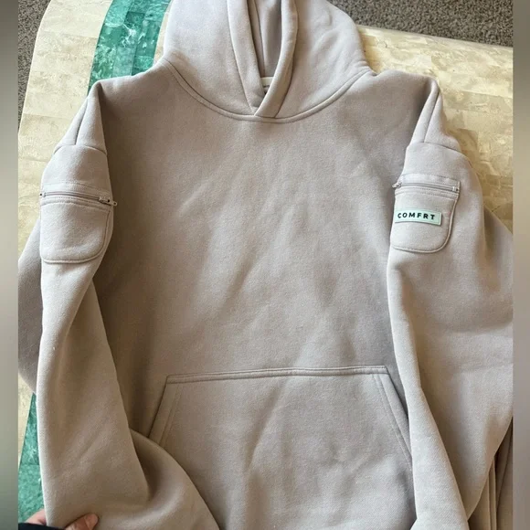 Women’s Comfrt Tan mauve Sweatshirt and Sweatpants Set - Picture 3 of 5